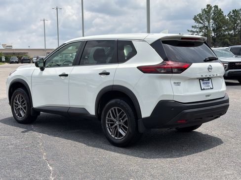 Used 2021 Nissan Rogue S FWD image 19