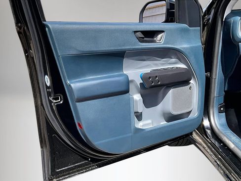 Used 2025 Ford Maverick Lobo image 21