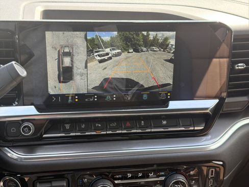 New 2026 Chevrolet Silverado 3500 High Country w/ High Country Premium Package AWD/4WD image 16