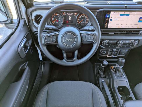 New 2026 Jeep Gladiator Sport AWD/4WD image 16