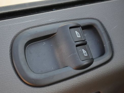 Used 2026 Ford Transit 250 148 Medium Roof Extended AWD w/ Load Area Protection Package image 31