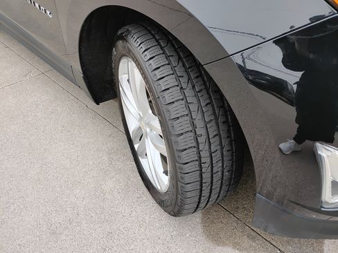 Used 2018 Chevrolet Equinox Premier image 27