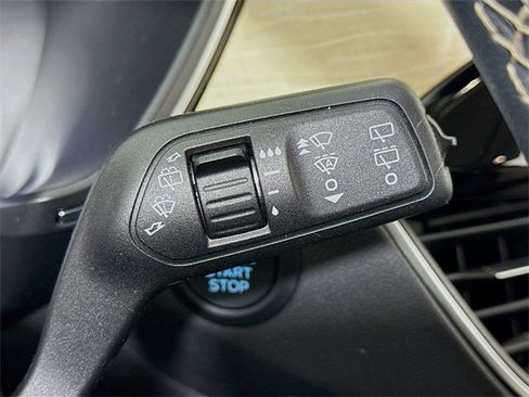Used 2022 Ford Escape Titanium w/ Titanium Elite Package image 16