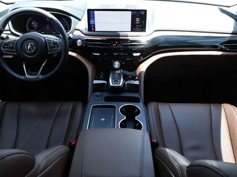 Certified 2025 Acura MDX FWD w/ Technology Package image 10
