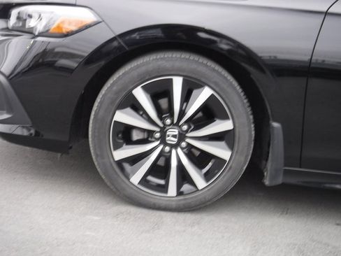 Used 2023 Honda Civic EX image 4