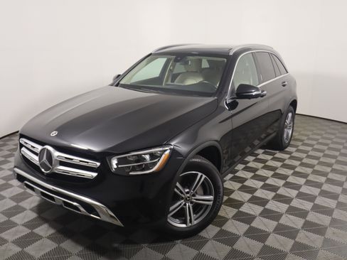 Used 2021 Mercedes-Benz GLC 300 image 1