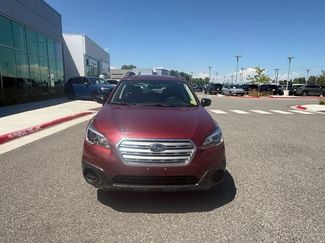 Used 2017 Subaru Outback 2.5i AWD/4WD video 2