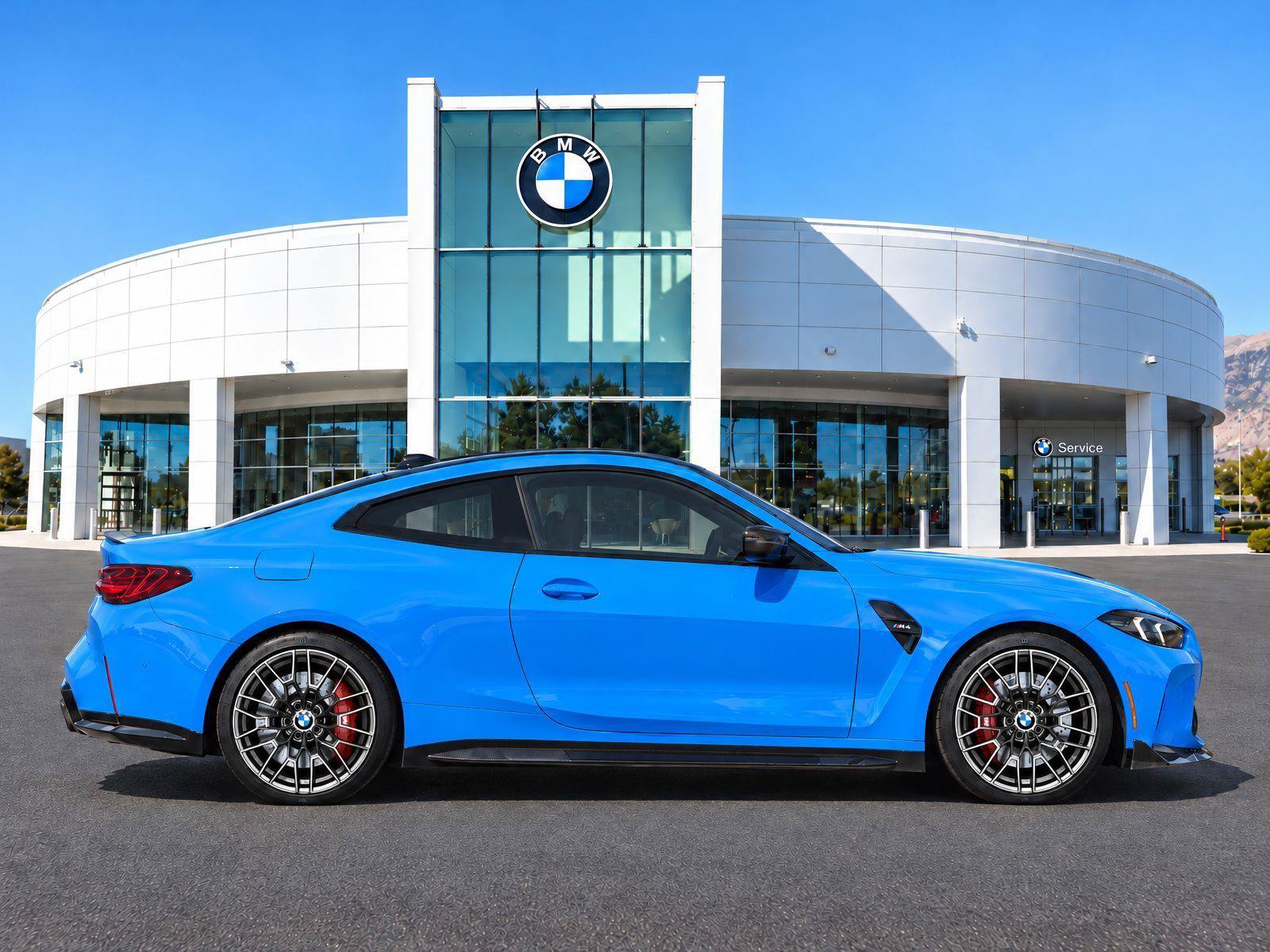 Used 2025 BMW M4 CS AWD/4WD image 5
