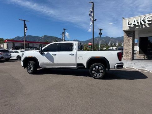 Used 2025 GMC Sierra 2500 Denali w/ Denali Reserve Package AWD/4WD image 7