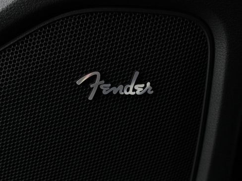 Used 2024 Nissan Frontier PRO-4X w/ Pro Convenience Package image 16