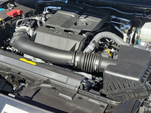 New 2026 Nissan Frontier PRO-4X image 38