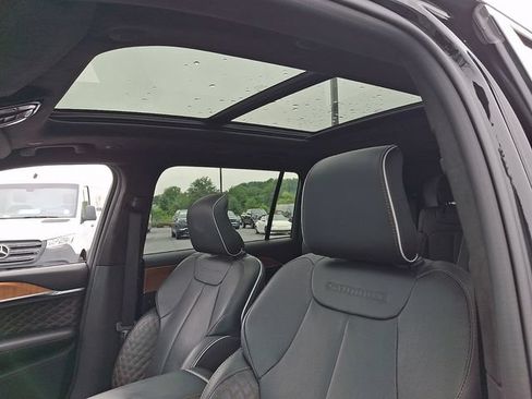 Used 2024 Jeep Grand Cherokee L Summit AWD/4WD image 14