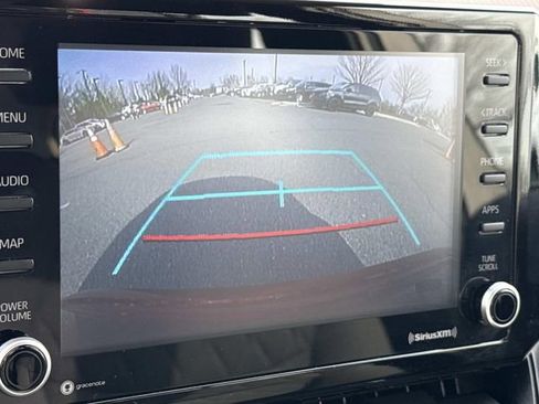 Used 2022 Toyota Corolla LE image 20