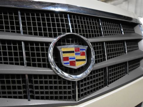 Used 2011 Cadillac CTS Premium image 3