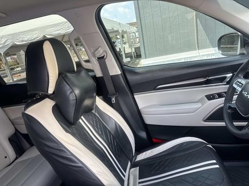 Used 2024 Kia Telluride S w/ S Sunroof Package FWD image 21