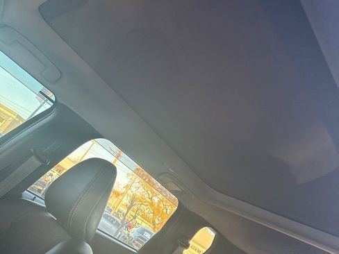 Used 2024 Mitsubishi Outlander SE Black Edition image 10