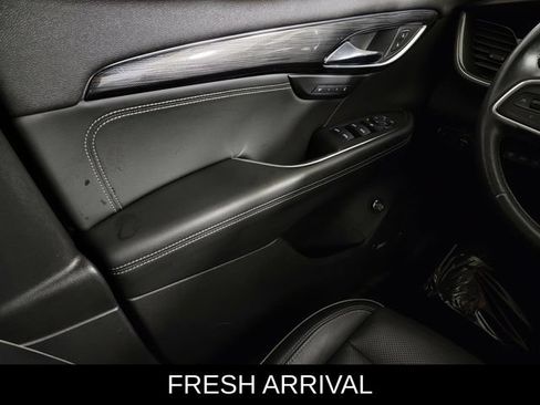 Used 2021 Buick Envision Essence w/ Technology Package I AWD/4WD image 30