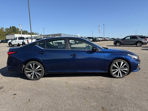 Used 2019 Nissan Altima 2.5 SR image 6