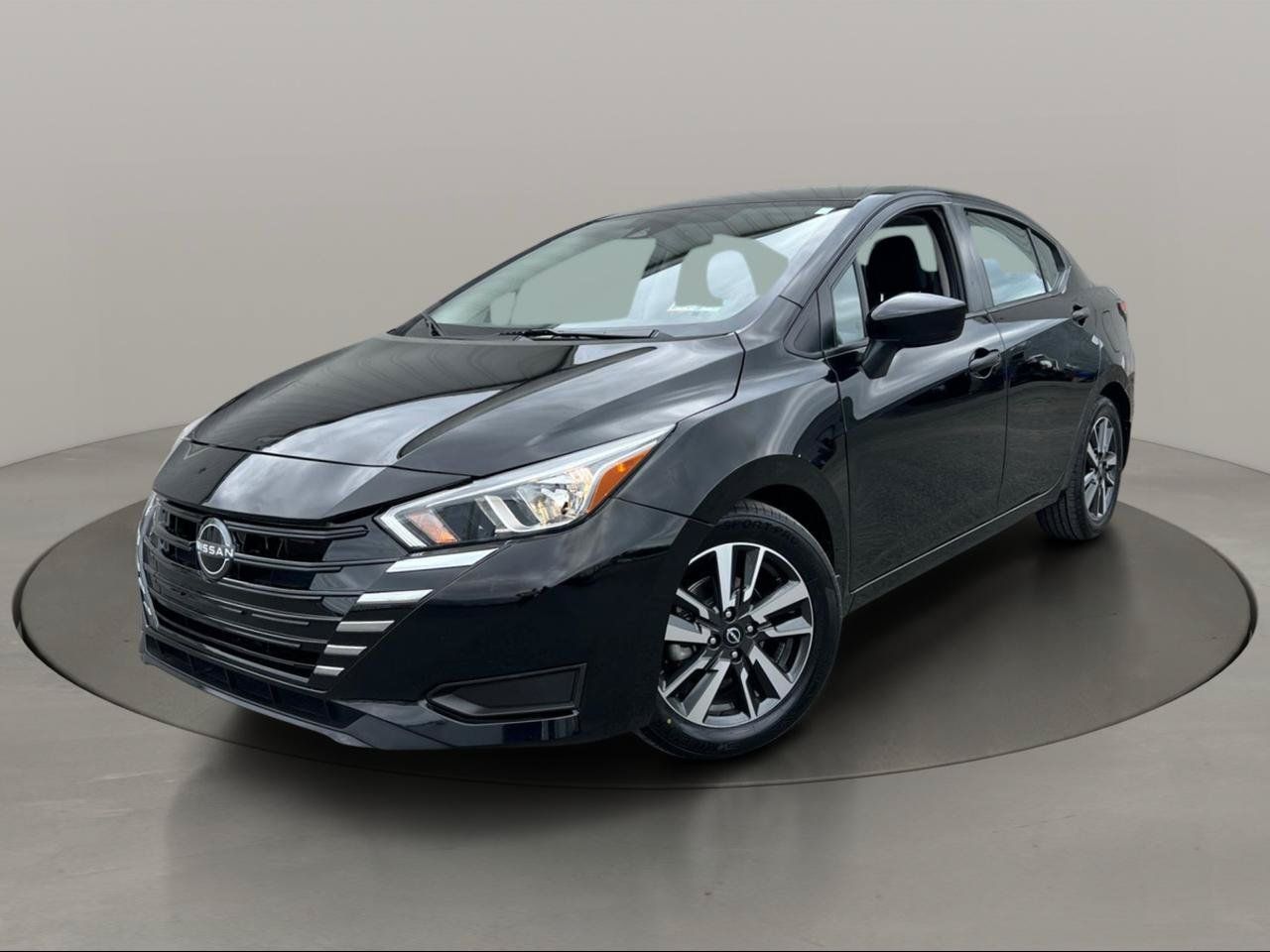 Used 2024 Nissan Versa S w/ S Plus Package FWD image 1