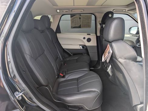 Used 2014 Land Rover Range Rover Sport HSE AWD/4WD image 17