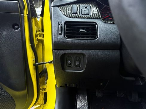 Used 2003 Mitsubishi Lancer Evolution image 9