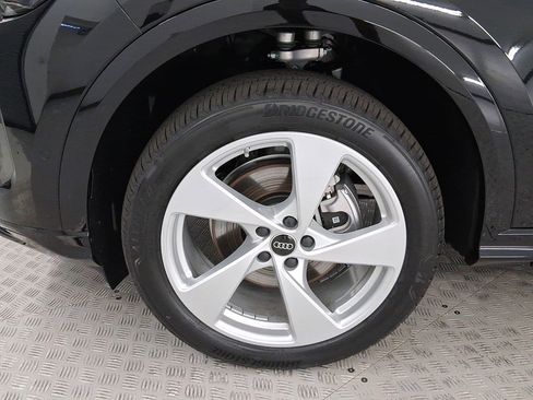 New 2025 Audi Q5 Premium Plus image 11