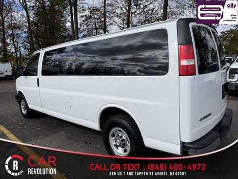Used 2017 Chevrolet Express 3500 LT w/ LT Preferred Equipment Group image 4