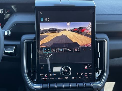 New 2026 GMC Yukon XL Denali w/ Denali Reserve Package image 14