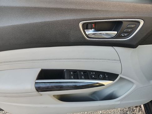 Certified 2018 Acura TLX V6 w/ Technology Package image 14
