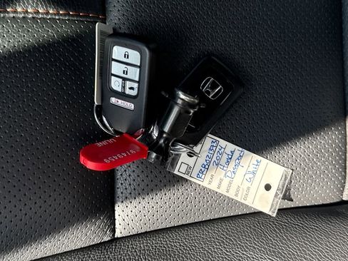 Certified 2024 Honda Passport TrailSport image 26