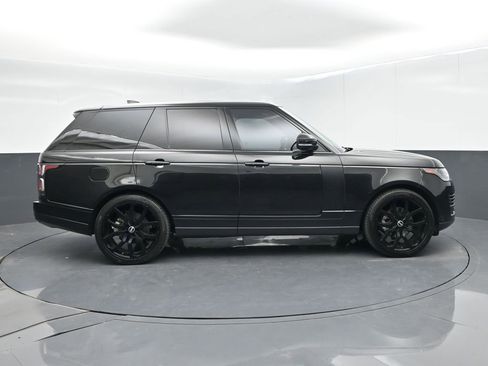 Used 2020 Land Rover Range Rover HSE image 9