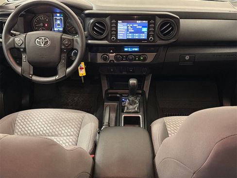 Used 2022 Toyota Tacoma SR image 13