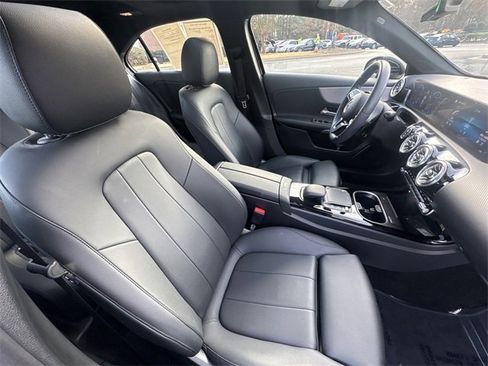 Used 2022 Mercedes-Benz A 220 image 18