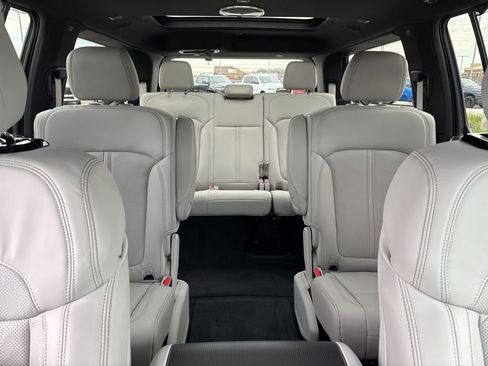 New 2026 Jeep Grand Wagoneer Summit image 15