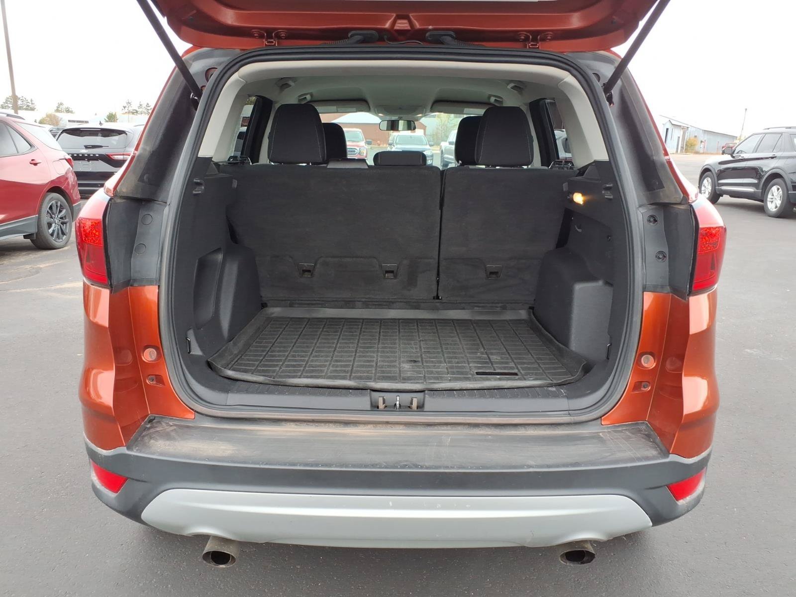 Used 2019 Ford Escape SE AWD/4WD image 15