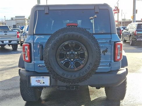 Used 2022 Ford Bronco Wildtrak image 5
