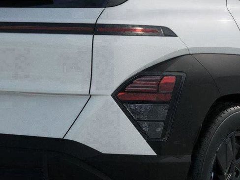 New 2026 Hyundai Kona SEL Premium FWD image 10