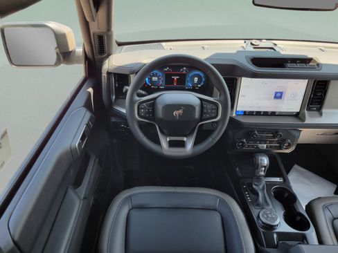 New 2026 Ford Bronco Outer Banks AWD/4WD image 5
