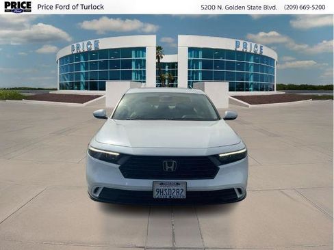 Used 2023 Honda Accord EX image 2
