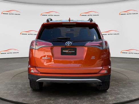 Used 2016 Toyota RAV4 SE AWD/4WD image 9
