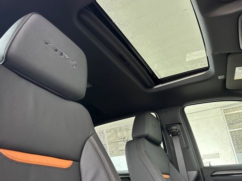 New 2026 GMC Sierra 1500 AT4 w/ LPO, Black Badging Package image 17