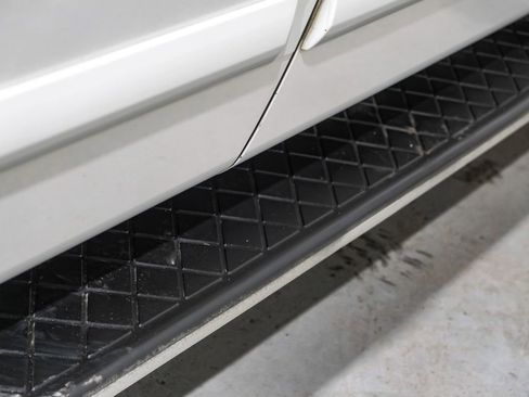 Used 2012 Nissan Armada SV image 51