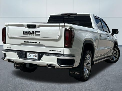 Used 2023 GMC Sierra 1500 Denali w/ Technology Package AWD/4WD image 2