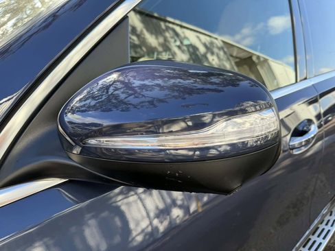 Used 2024 Mercedes-Benz GLS 580 GLS 580 image 10