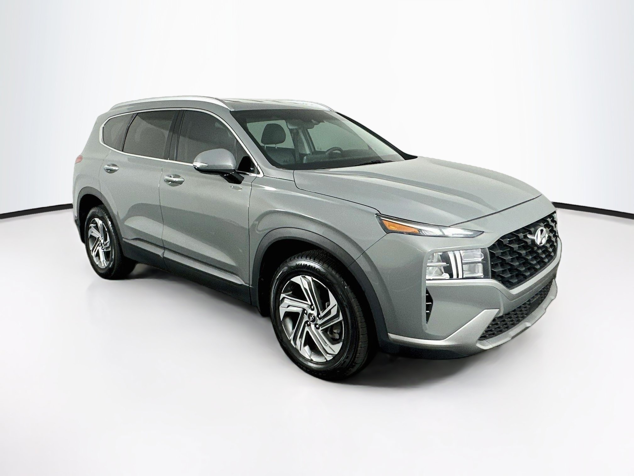 Used 2023 Hyundai Santa Fe SEL w/ Cargo Package FWD image 3