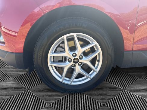 Used 2024 Ford Edge SEL AWD/4WD image 15