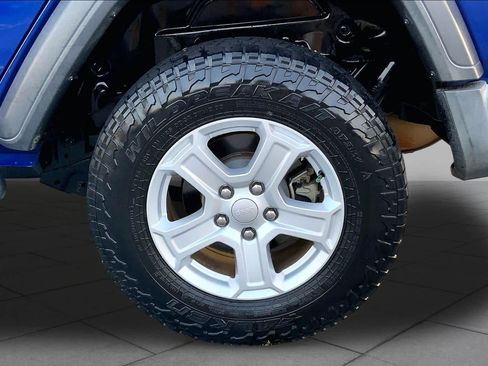 Used 2019 Jeep Wrangler Unlimited Sport S AWD/4WD image 9