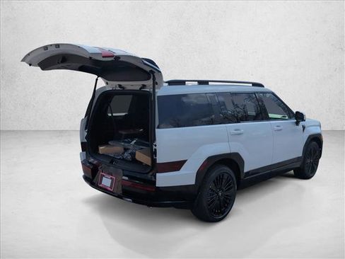New 2026 Hyundai Santa Fe Calligraphy FWD image 2
