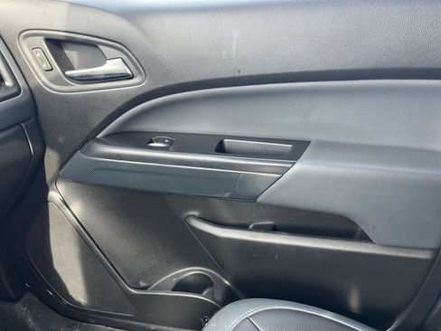 Used 2019 Chevrolet Colorado Z71 image 20
