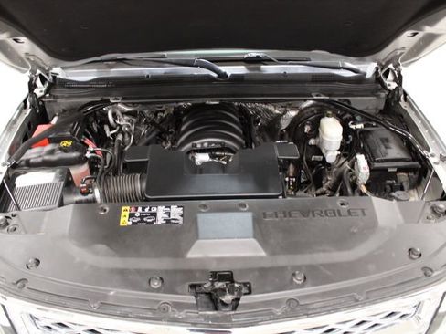 Used 2018 Chevrolet Tahoe LT w/ LT Signature Package image 52